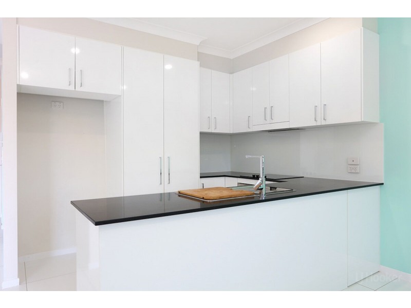 3/43 Harley Street, Labrador QLD 4215