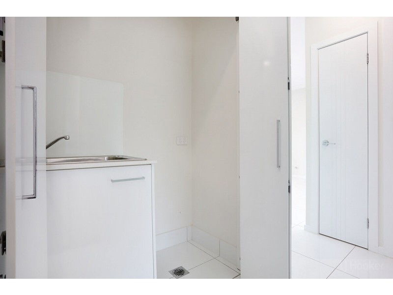 3/43 Harley Street, Labrador QLD 4215