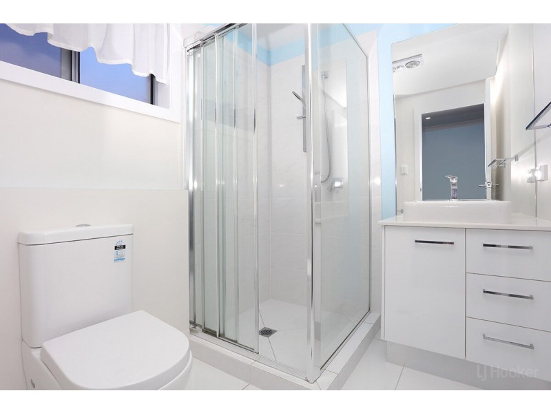 3/43 Harley Street, Labrador QLD 4215