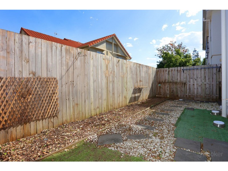 3/43 Harley Street, Labrador QLD 4215