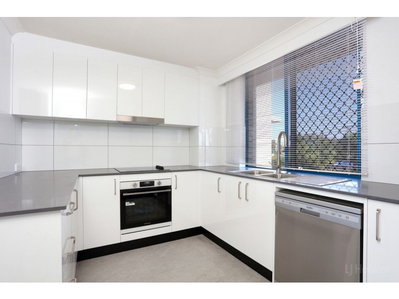 2/249 Bayview Street, Hollywell QLD 4216