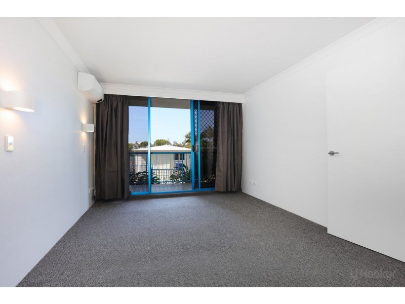 2/249 Bayview Street, Hollywell QLD 4216
