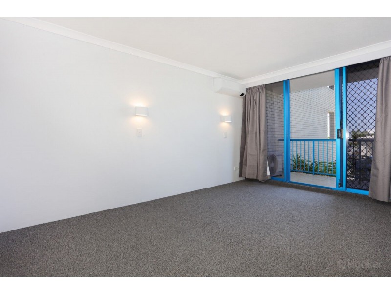 2/249 Bayview Street, Hollywell QLD 4216