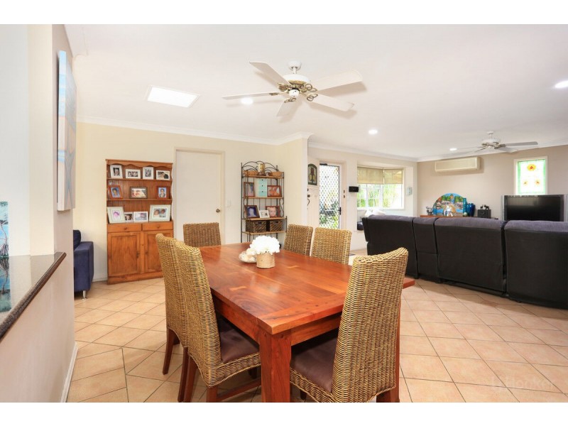 157 Paradise Parade, Hollywell QLD 4216