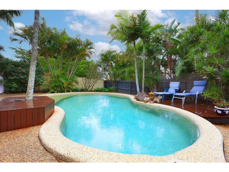 157 Paradise Parade, Hollywell QLD 4216