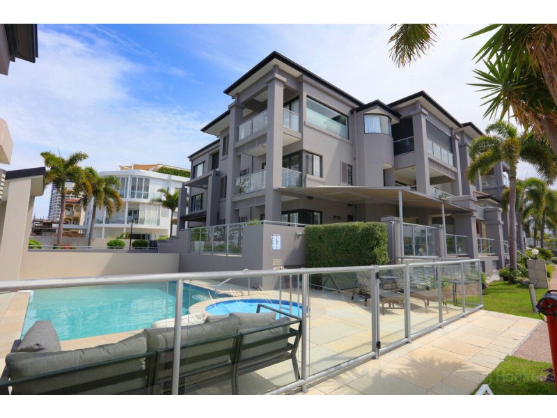 7/36 Oatland Esplanade, Runaway Bay QLD 4216