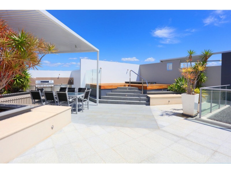 1603/438 Marine Parade, Biggera Waters QLD 4216