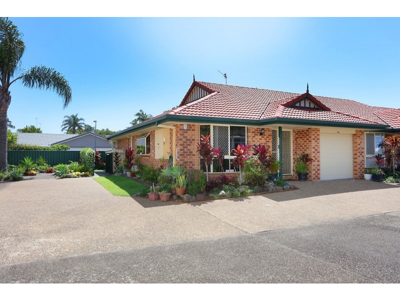 4/427 Oxley Drive, Runaway Bay QLD 4216