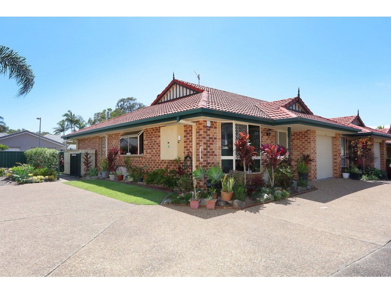 4/427 Oxley Drive, Runaway Bay QLD 4216