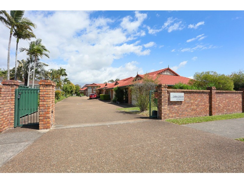 4/427 Oxley Drive, Runaway Bay QLD 4216