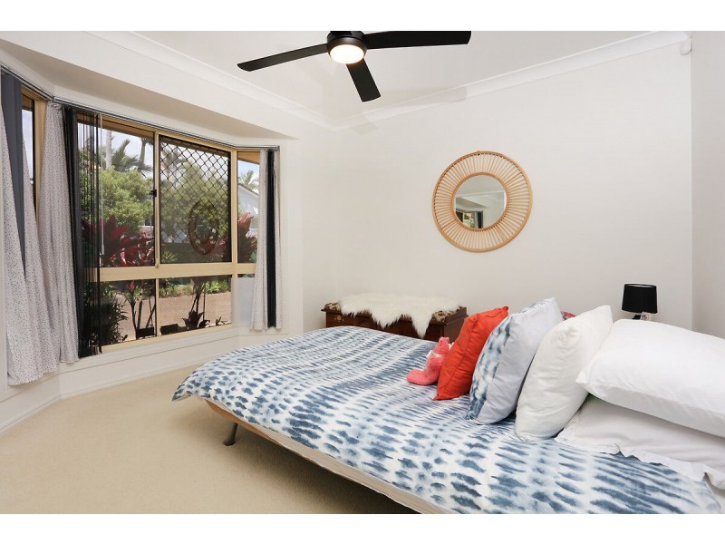 4/427 Oxley Drive, Runaway Bay QLD 4216