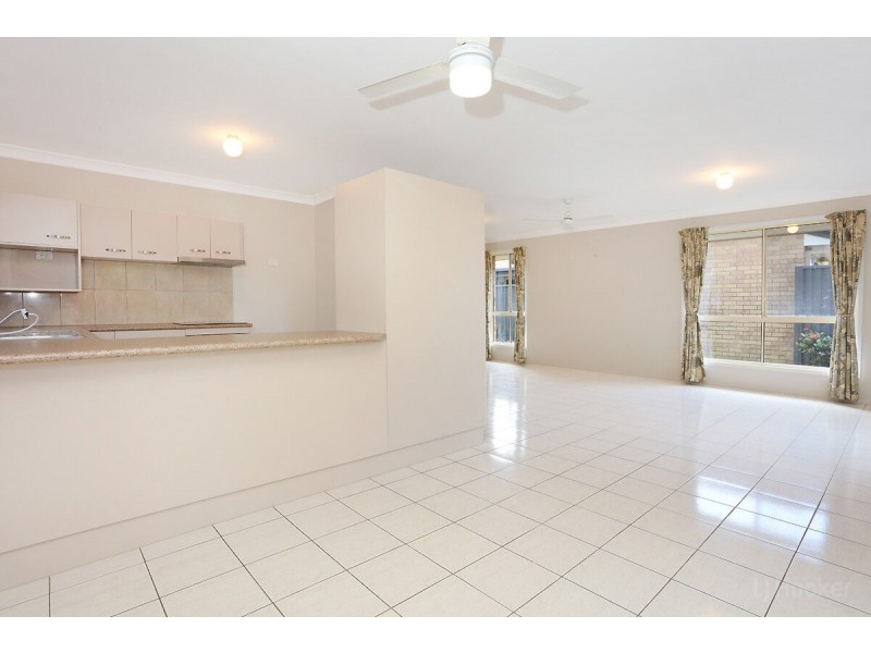 24 Numbat Court, Coombabah QLD 4216