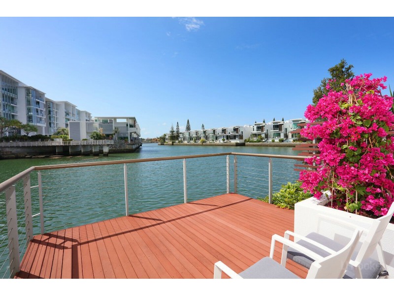6101/2 Ephraim Island, Paradise Point QLD 4216