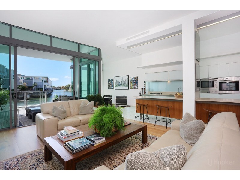 6101/2 Ephraim Island, Paradise Point QLD 4216