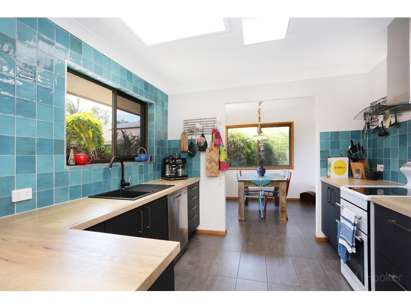 55 Matthew Flinders Drive, Paradise Point QLD 4216