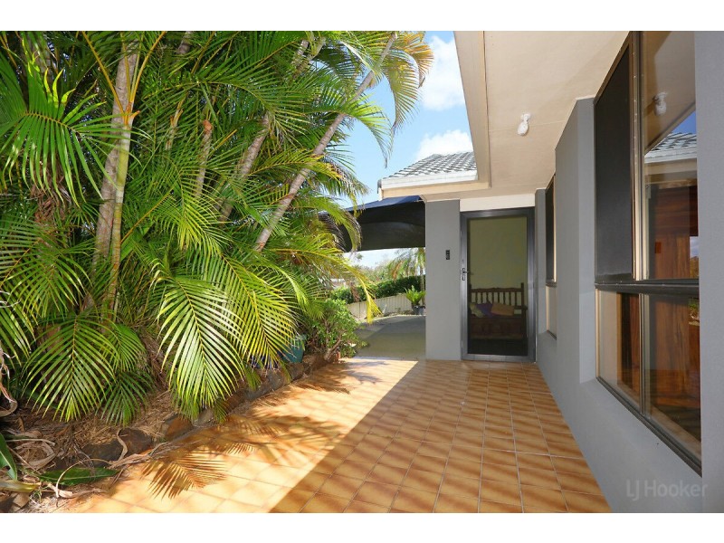 55 Matthew Flinders Drive, Paradise Point QLD 4216