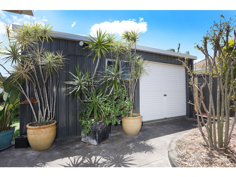 55 Matthew Flinders Drive, Paradise Point QLD 4216