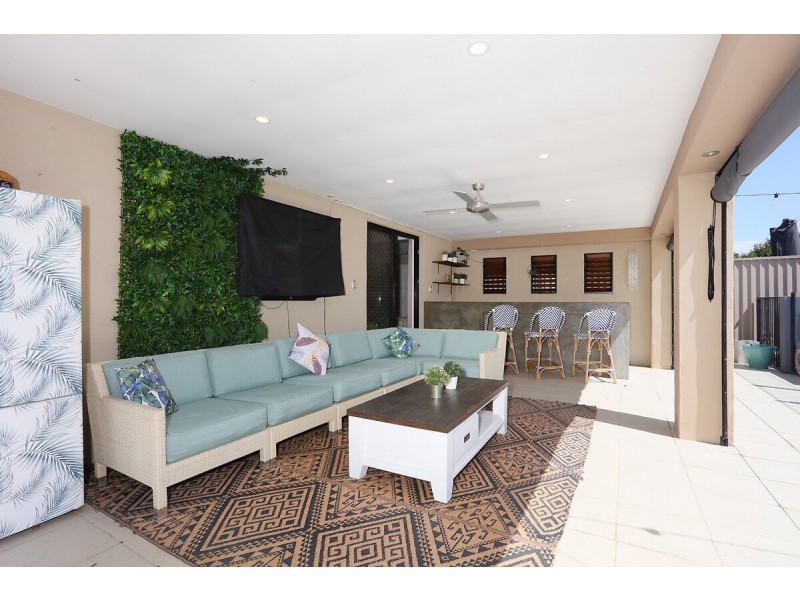 10 Barrine Crescent, Coombabah QLD 4216