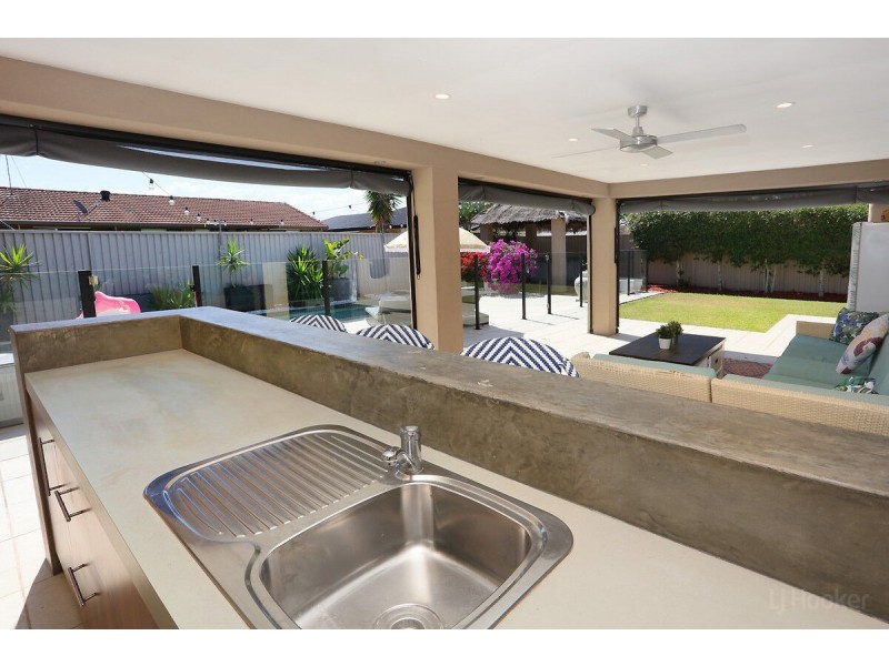 10 Barrine Crescent, Coombabah QLD 4216