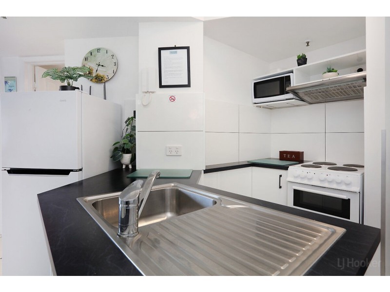 39/452 Marine Parade, Biggera Waters QLD 4216