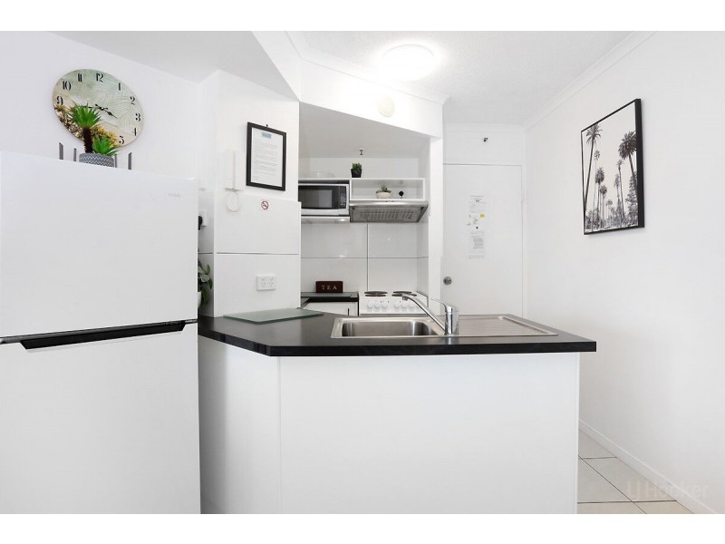 39/452 Marine Parade, Biggera Waters QLD 4216