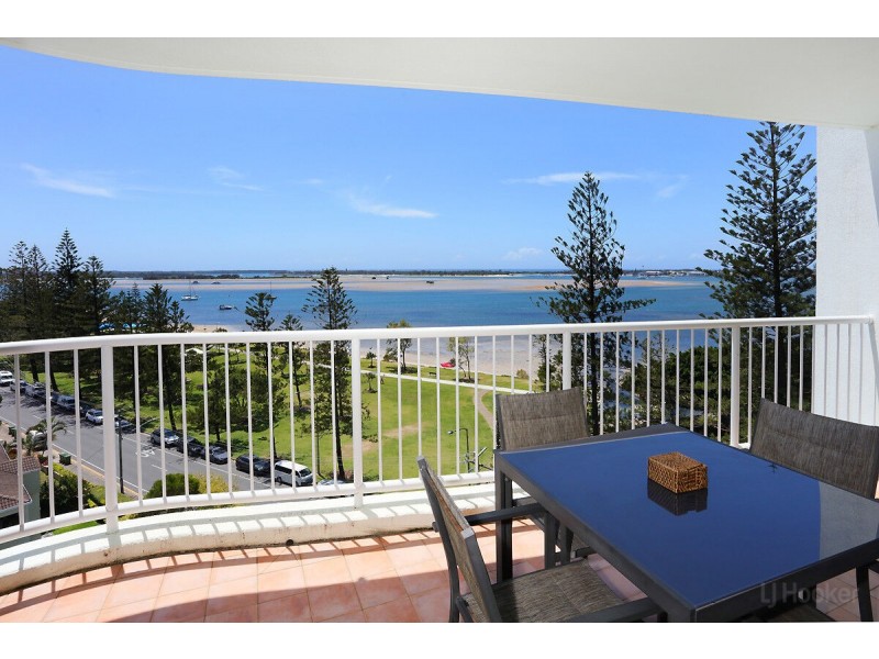 802/182-192 Marine Parade, Labrador QLD 4215