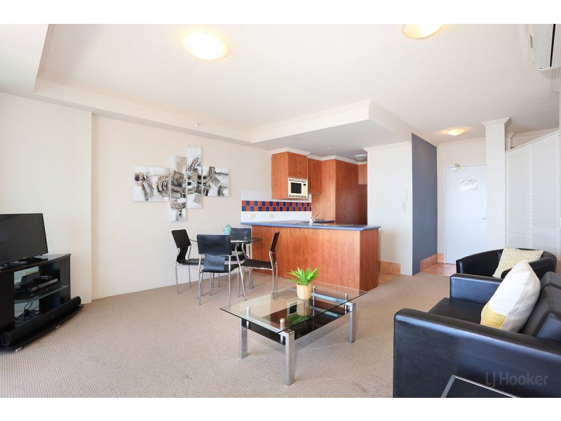 802/182-192 Marine Parade, Labrador QLD 4215