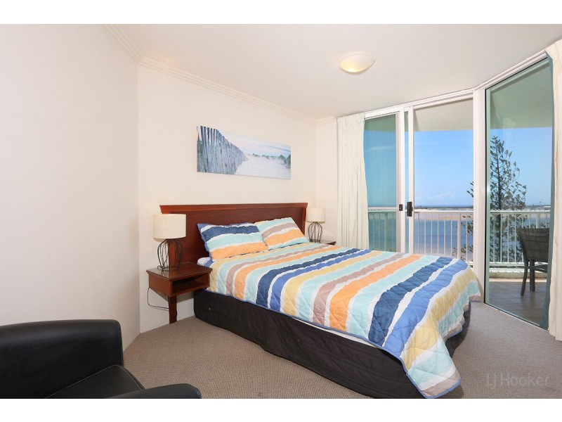 802/182-192 Marine Parade, Labrador QLD 4215