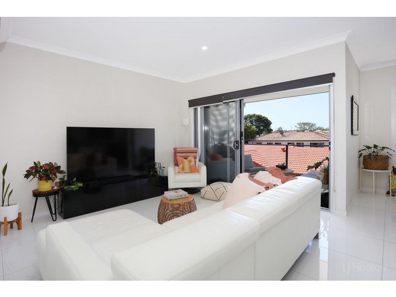 2/43 Harley Street, Labrador QLD 4215