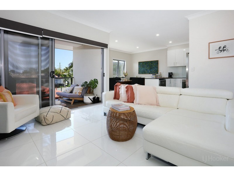 2/43 Harley Street, Labrador QLD 4215