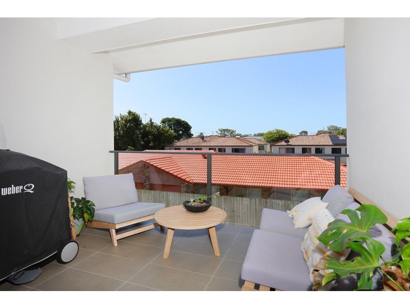 2/43 Harley Street, Labrador QLD 4215