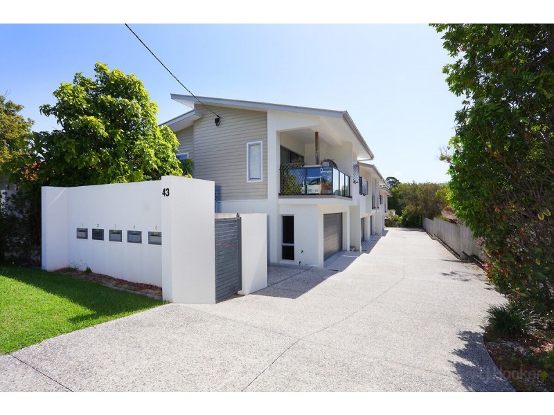 2/43 Harley Street, Labrador QLD 4215