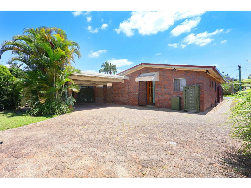 40 Clam Street, Runaway Bay QLD 4216