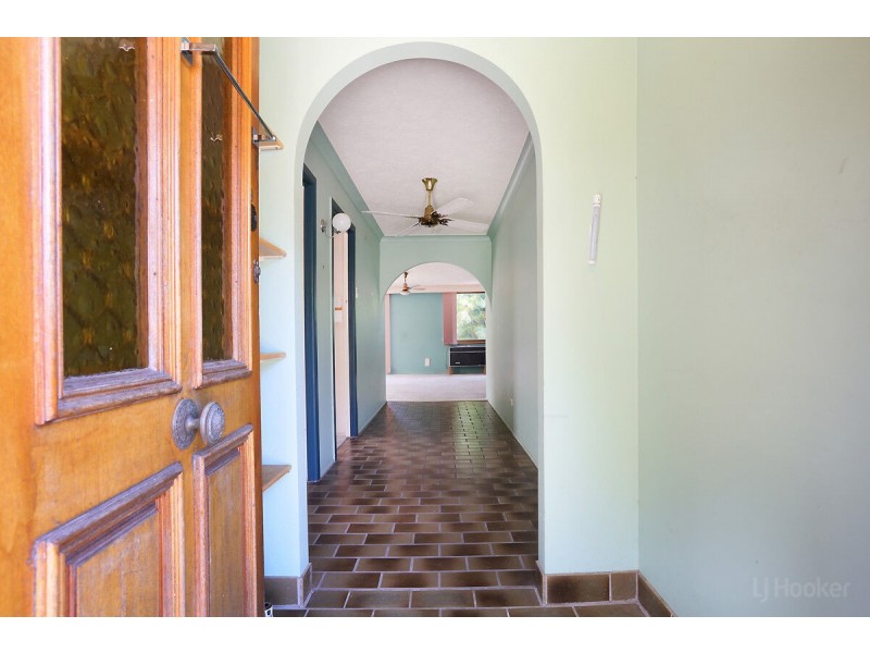 40 Clam Street, Runaway Bay QLD 4216