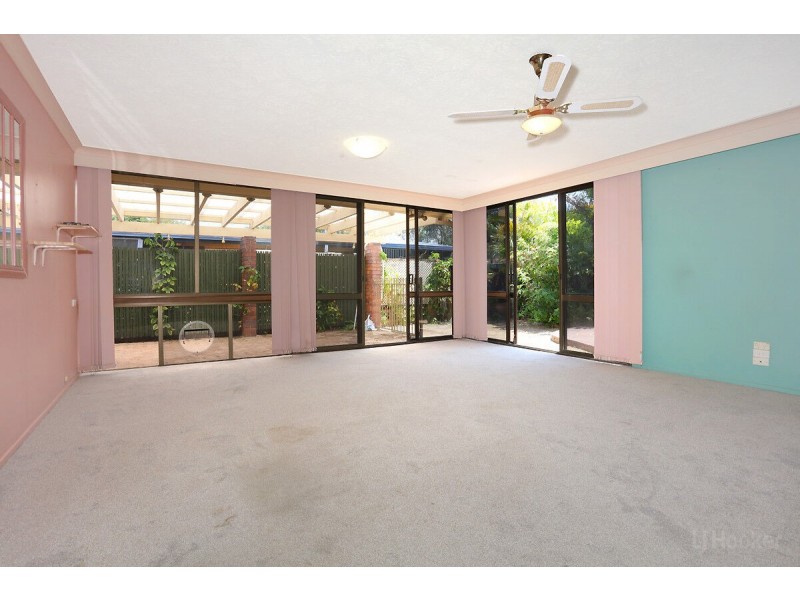 40 Clam Street, Runaway Bay QLD 4216