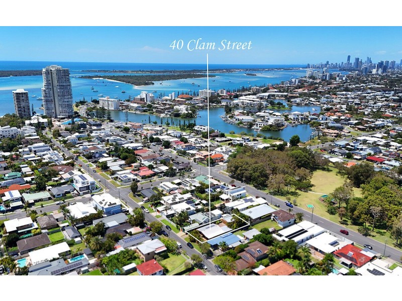 40 Clam Street, Runaway Bay QLD 4216