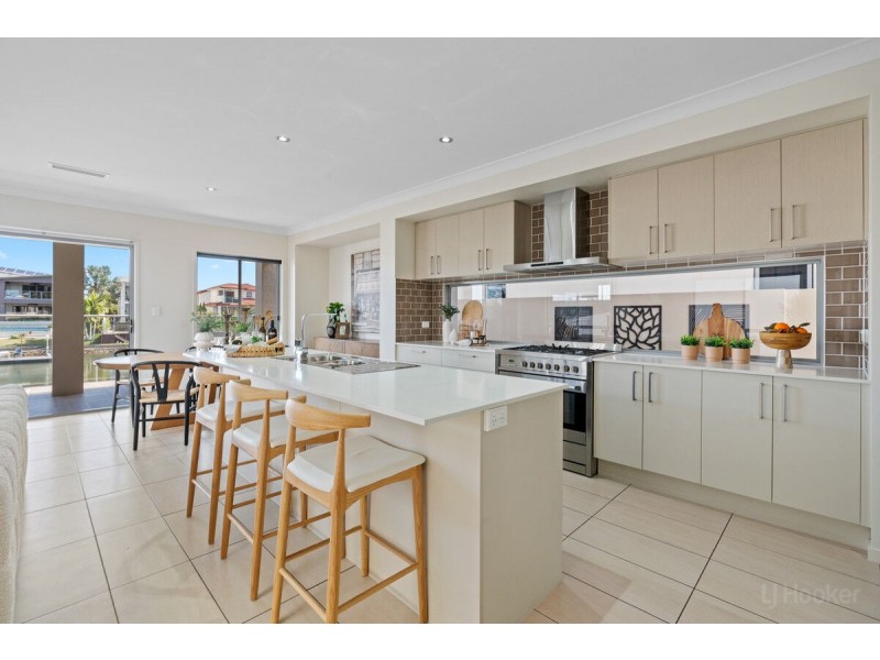 72 River Links Boulevard East, Helensvale QLD 4212