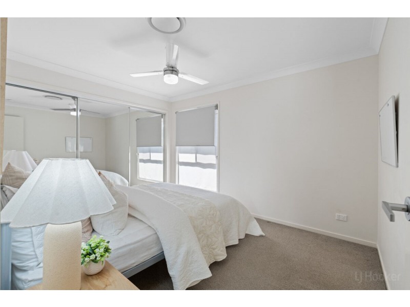 72 River Links Boulevard East, Helensvale QLD 4212