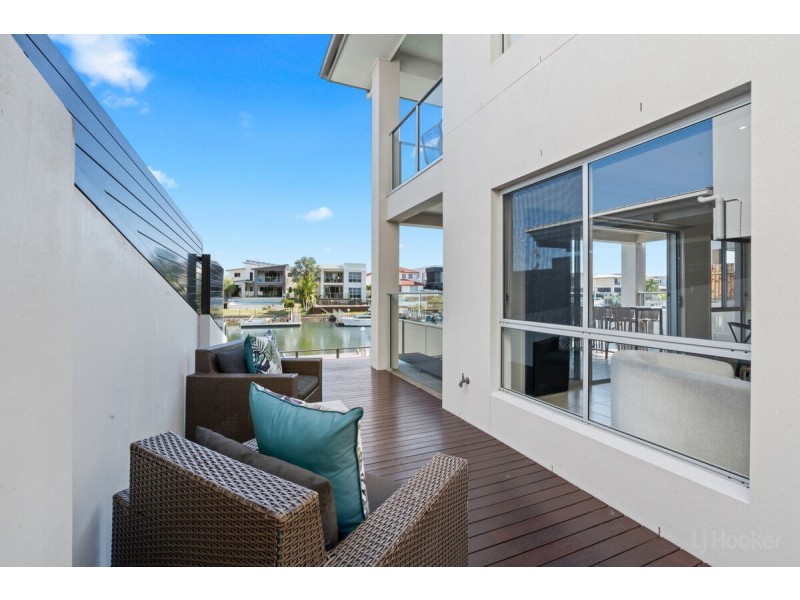 72 River Links Boulevard East, Helensvale QLD 4212