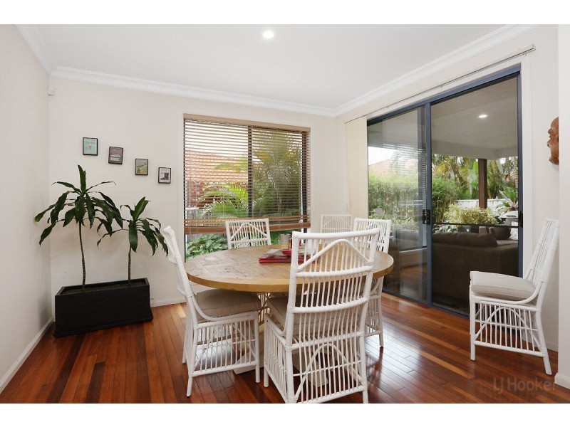 2/40 Markham Avenue, Runaway Bay QLD 4216
