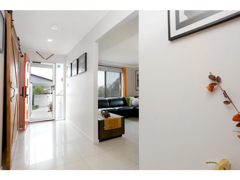 109 Oxley Drive, Paradise Point QLD 4216