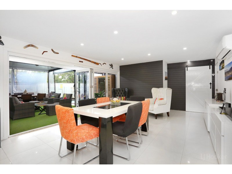 109 Oxley Drive, Paradise Point QLD 4216