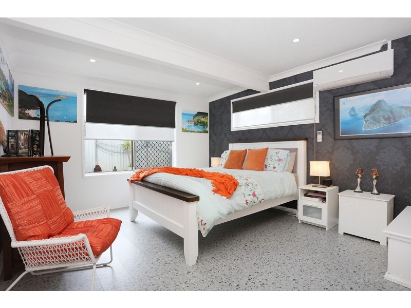 109 Oxley Drive, Paradise Point QLD 4216