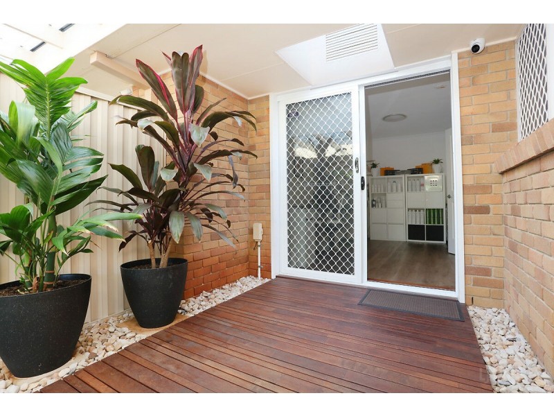 1/107 Rio Vista Boulevard, Broadbeach Waters QLD 4218