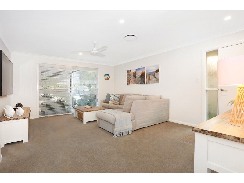 1/107 Rio Vista Boulevard, Broadbeach Waters QLD 4218