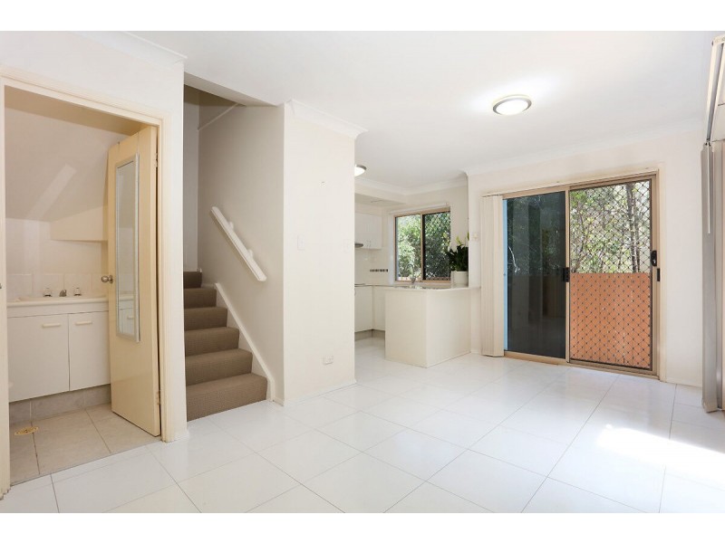 9/45 Harley Street, Labrador QLD 4215