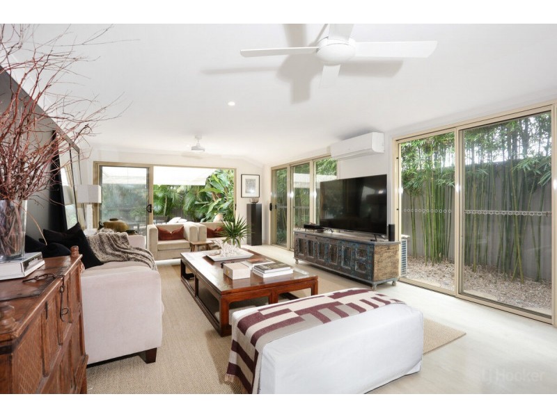 30 Nalkari Street, Coombabah QLD 4216