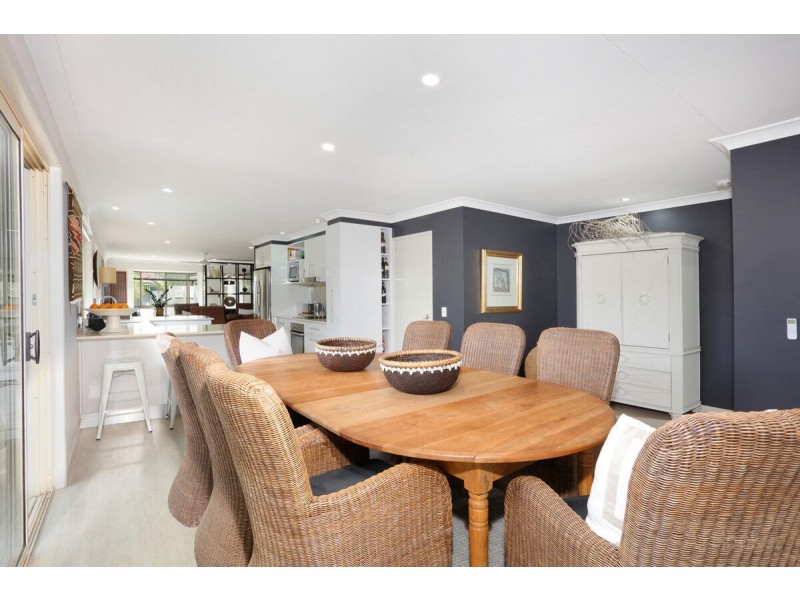 30 Nalkari Street, Coombabah QLD 4216