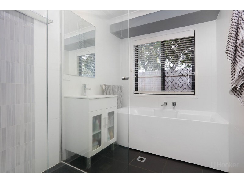 35 Sidney Nolan Drive, Coombabah QLD 4216