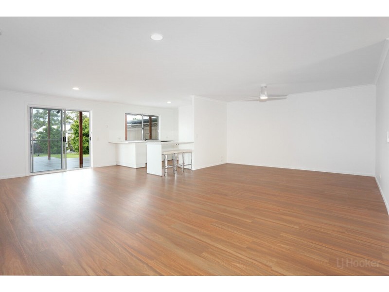 2/25 Kangaroo Avenue, Coombabah QLD 4216